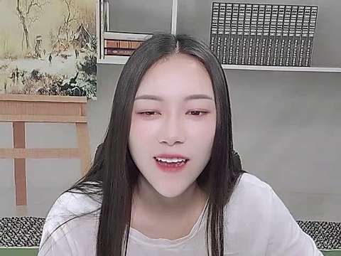 EDITHA-ELLA naked stripping on cam for live sex video chat