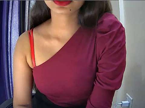 EriKaBossss naked stripping on cam for live sex video chat