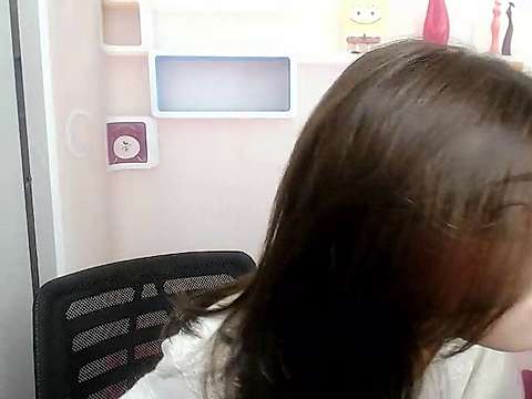 fallenleaves- naked stripping on cam for live sex video chat