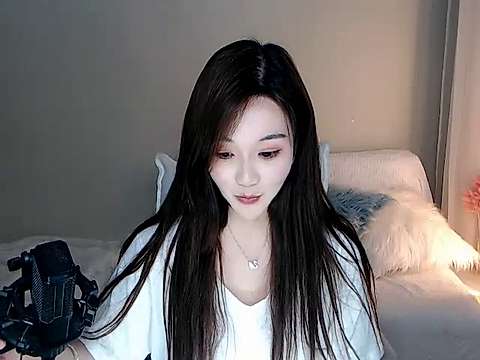 Fortunatety naked stripping on cam for live sex video chat