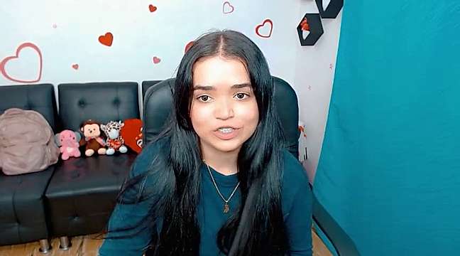 haley_hot naked stripping on cam for live sex video chat