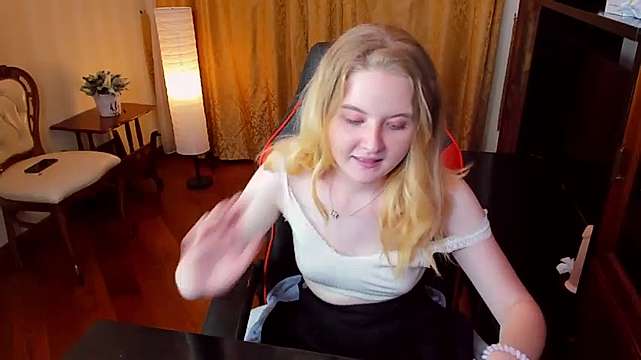 Hayoon_Oson naked stripping on cam for live sex video chat