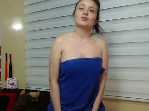 justin__alice__ naked stripping on cam for live sex video chat