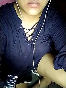 kirti_kaur naked stripping on cam for live sex video chat