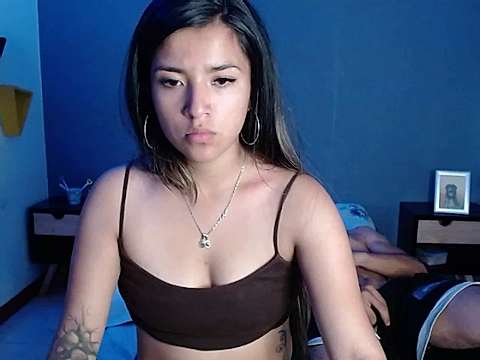 Korey_n_Elyse naked stripping on cam for live sex video chat