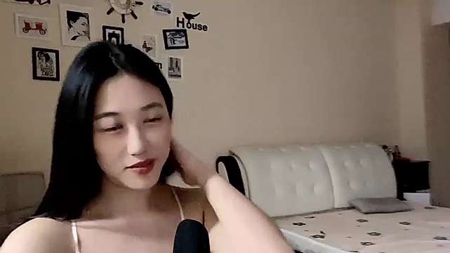 LiliZhao naked stripping on cam for live sex video chat