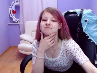 LittleBirdie naked Live Sex Chat Room