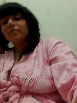 M-aria naked stripping on cam for live sex video chat