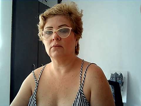 mature_couple_wild naked stripping on cam for live sex video chat