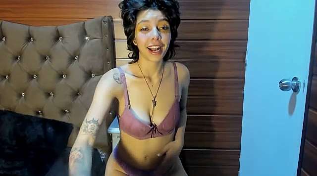 morganamours naked stripping on cam for live sex video chat