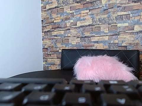 nathally_baby naked stripping on cam for live sex video chat