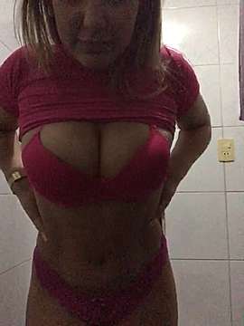 priscillinda19 naked stripping on cam for live sex video chat