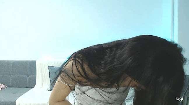 Yumi_Laska naked stripping on cam for live sex video chat