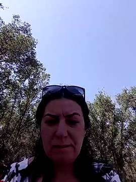 Anetta010 naked stripping on cam for live sex video chat