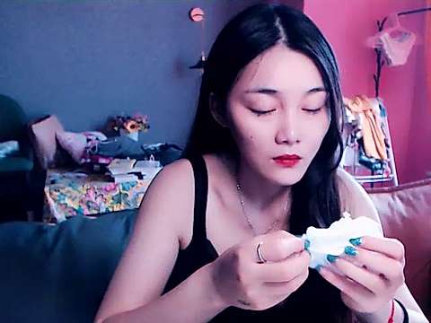 Annabelle669 naked stripping on cam for live sex video chat