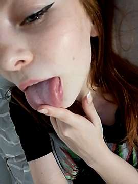 Crystal2000 naked stripping on cam for live sex video chat
