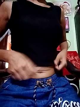 Cutesoumya naked stripping on cam for live sex video chat
