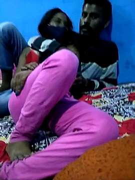 Desi_Pooja_rani naked stripping on cam for live sex video chat