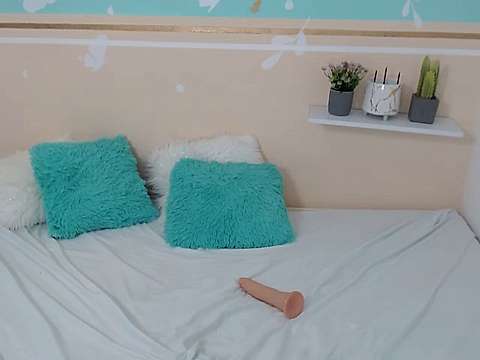 emiilyconner naked stripping on cam for live sex video chat