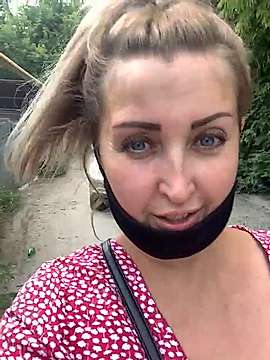 FoxBeth naked stripping on cam for live sex video chat