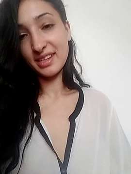 Hotbella10 naked stripping on cam for live sex video chat