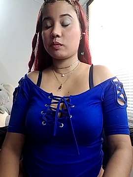 Kiarasc_ naked stripping on cam for live sex video chat