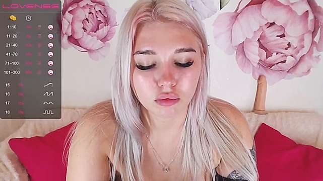 LeilaSweetyBlonde naked stripping on cam for live sex video chat