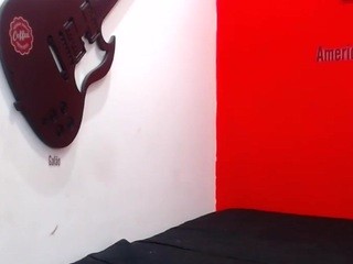 medele-jones naked Live Sex Chat Room