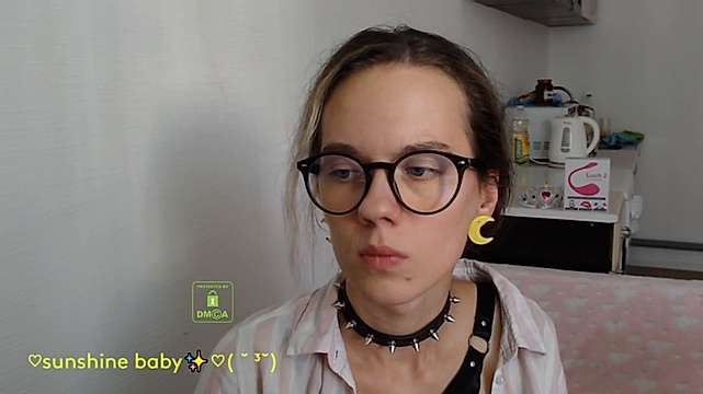 PussyPlanet naked stripping on cam for live sex video chat