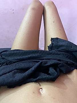 Rashmii99_ naked stripping on cam for live sex video chat