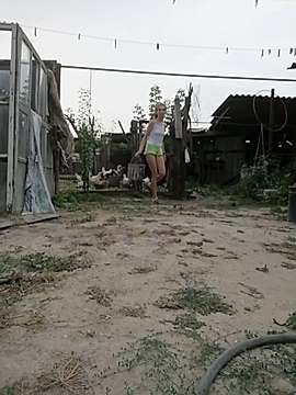 Rubinka95 naked stripping on cam for live sex video chat