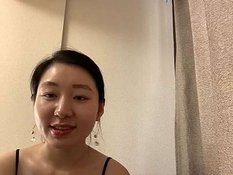 SakariBaby naked stripping on cam for live sex video chat