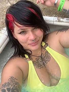 sarishatat_tattooo naked stripping on cam for live sex video chat