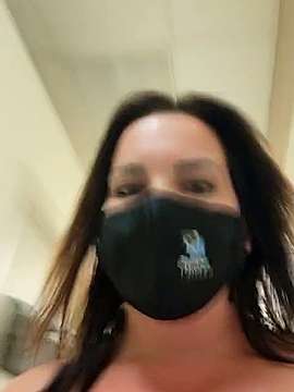 screamingdaisey naked stripping on cam for live sex video chat