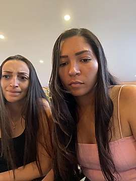Sophiamiller_21 naked stripping on cam for live sex video chat