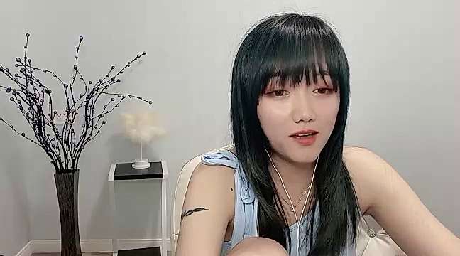 Sunset-MM naked stripping on cam for live sex video chat