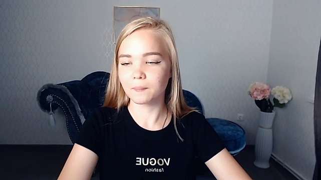 SusanNeal naked stripping on cam for live sex video chat