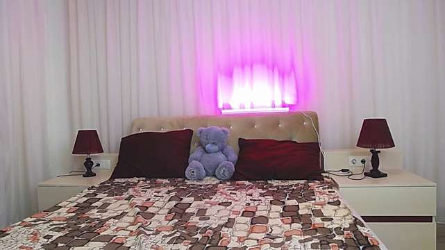 TeaAlen naked stripping on cam for live sex video chat