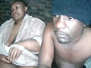 ThickJuicyAssxx naked stripping on cam for live sex video chat