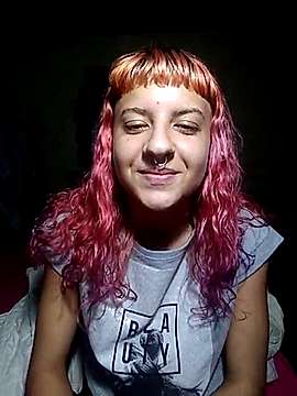vadiapunkhot naked stripping on cam for live sex video chat