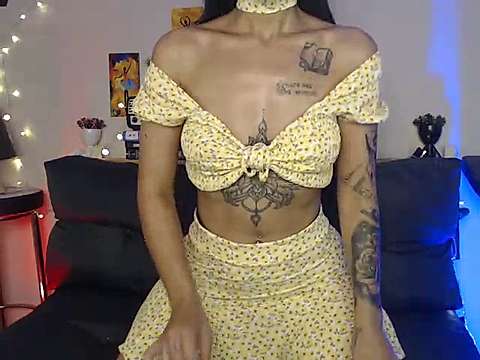 _VOGUE_ naked stripping on cam for live sex video chat