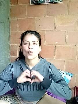 YoursweetLovely_couple naked stripping on cam for live sex video chat