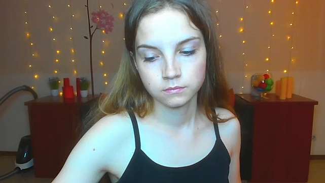 Ameliabond2 naked stripping on cam for live sex video chat