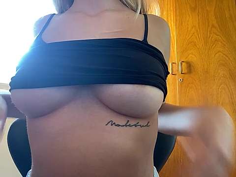 ana_sky naked stripping on cam for live sex video chat