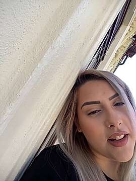 AvaShine naked stripping on cam for live sex video chat