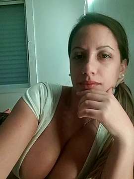 baby-mia naked stripping on cam for live sex video chat