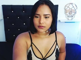 Candy-jonness naked Live Sex Chat Room