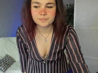 Claire-Smithh naked Live Sex Chat Room