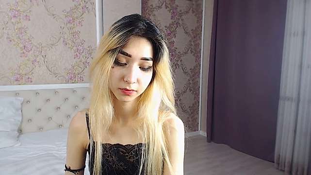 DarkWillow_ naked stripping on cam for live sex video chat