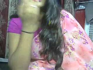 DearKimmi naked stripping on cam for live sex video chat